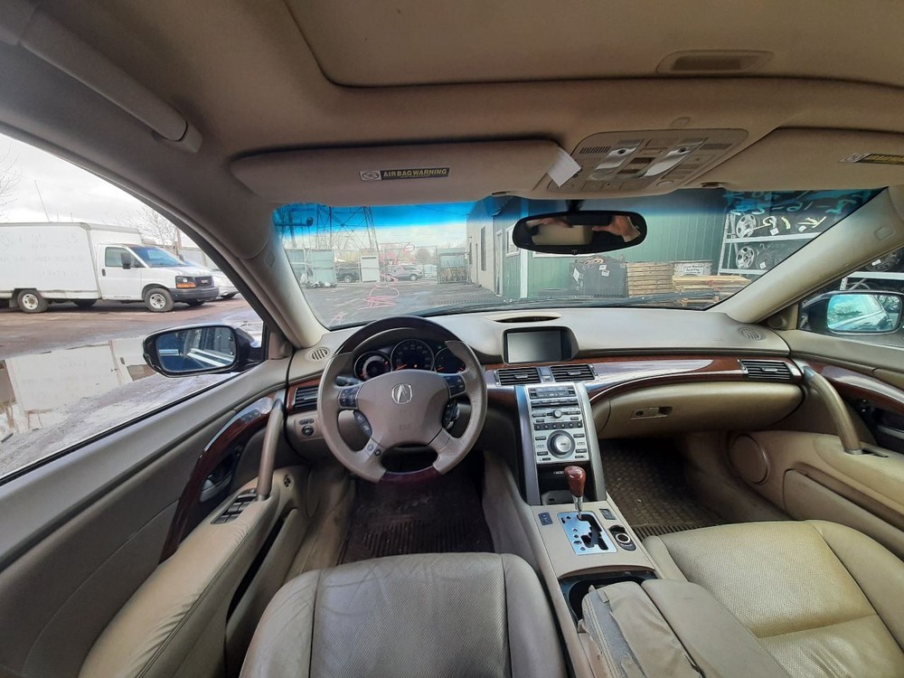 RL 2006 High Mounted Stop Light 942515