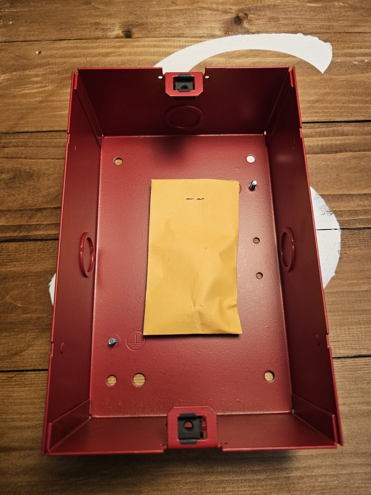 Simplex (2975-9145) AV Red Back Box