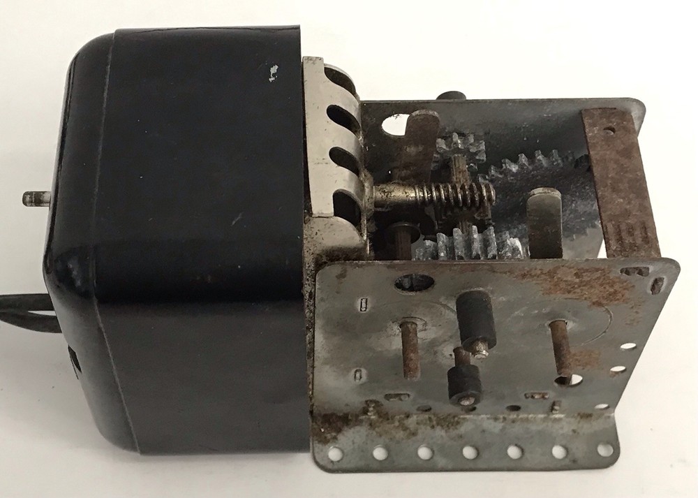 Lionel TYPE 333M 12 Watts Erector Set Motor Tested & Working