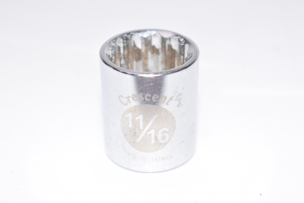 Crescent 11/16'' SAE Socket 12 Point 3/8'' Drive