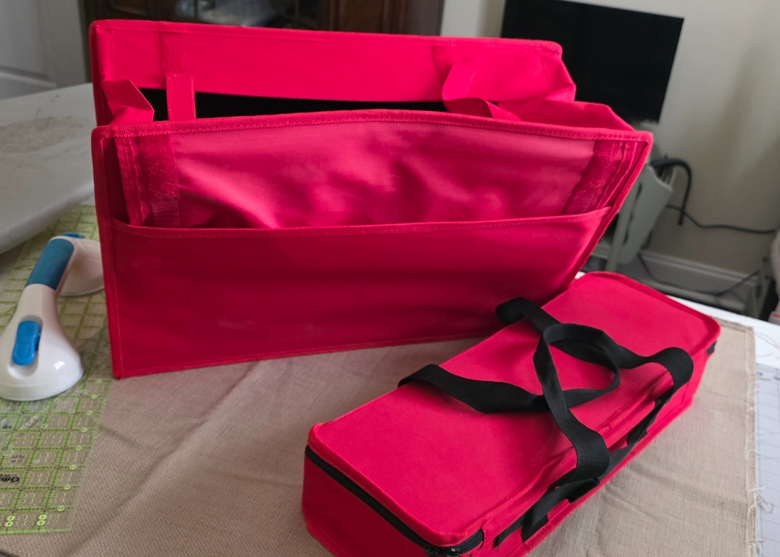 Elna eXpressive Embroidery/Sewing Machine Slightly used