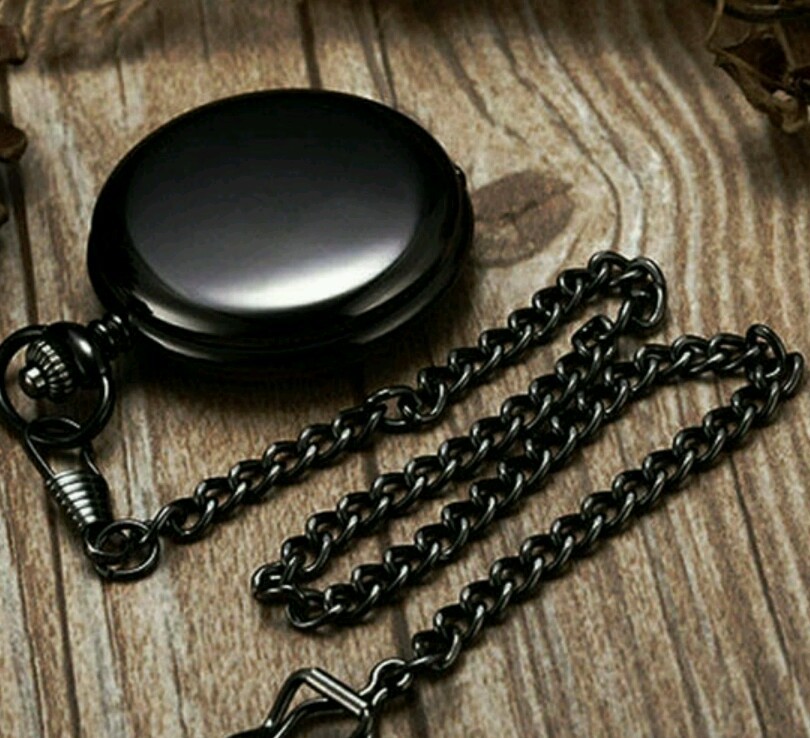 Classic Smooth Pocket Watch in Black