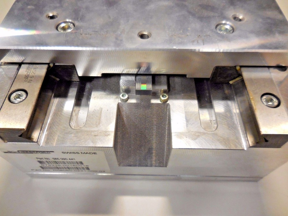 Scheebeager 565 090 441 Linear X, Y Table (± 1.0 µm)