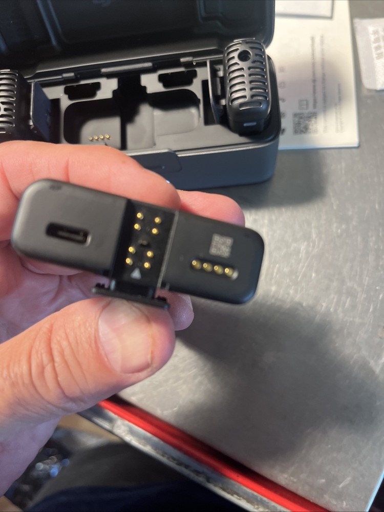 DJI Mic 2 (2 TX + 1 RX + Charging Case) Wireless Microphone- Please Read