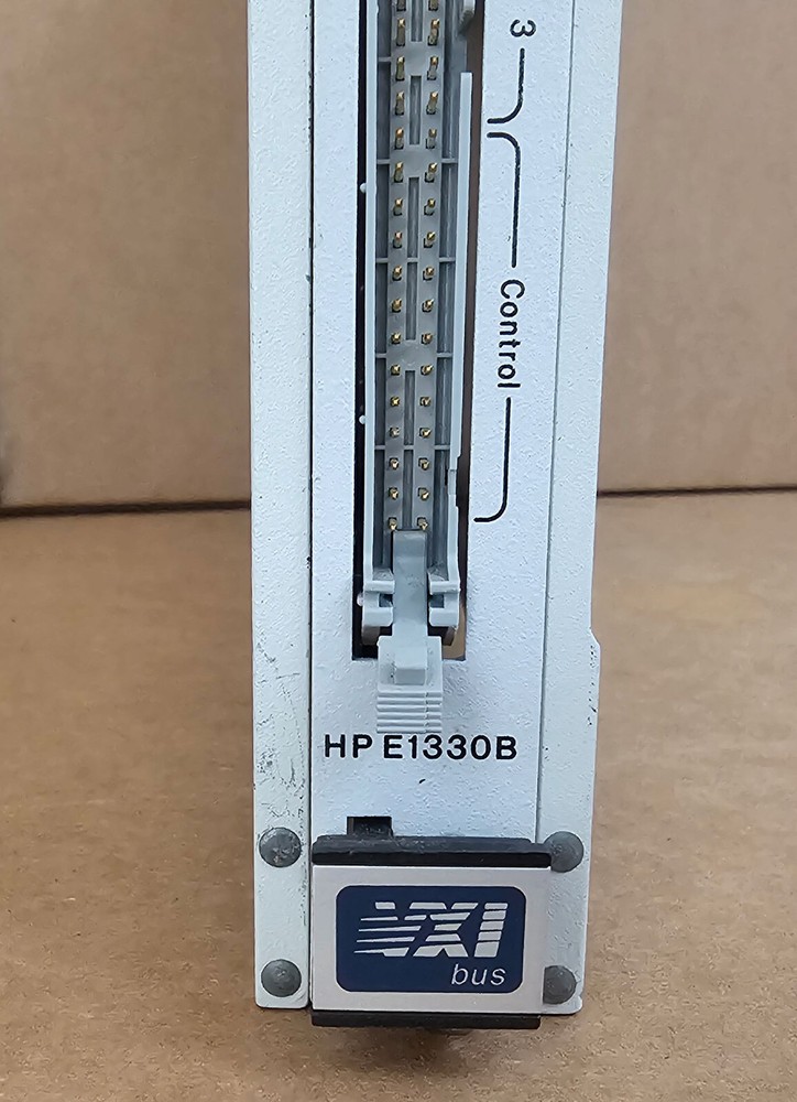 HP E1330B Series C Quad 8 Bit Digital I/O Module w/E1403B B-Size Adapter