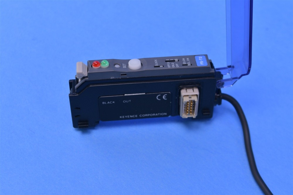 Keyence Fiber Amplifier Cable Type Expansion Unit NPN 24VDC 100mA FS-T2