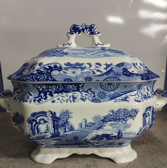 Spode Blue Italian stunning Covered soup tureen NO Ladle-----SD154---