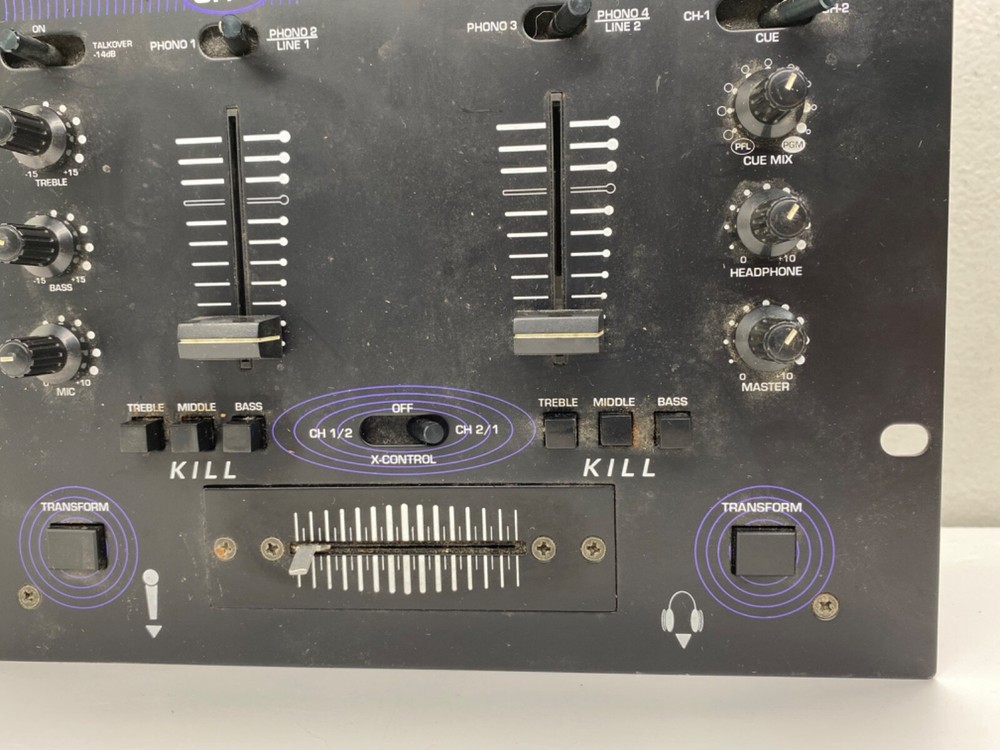 Numark DM1002X Preamp DJ Scratch Mixer Stereo 4 Phono 2 Line UNTESTED READ