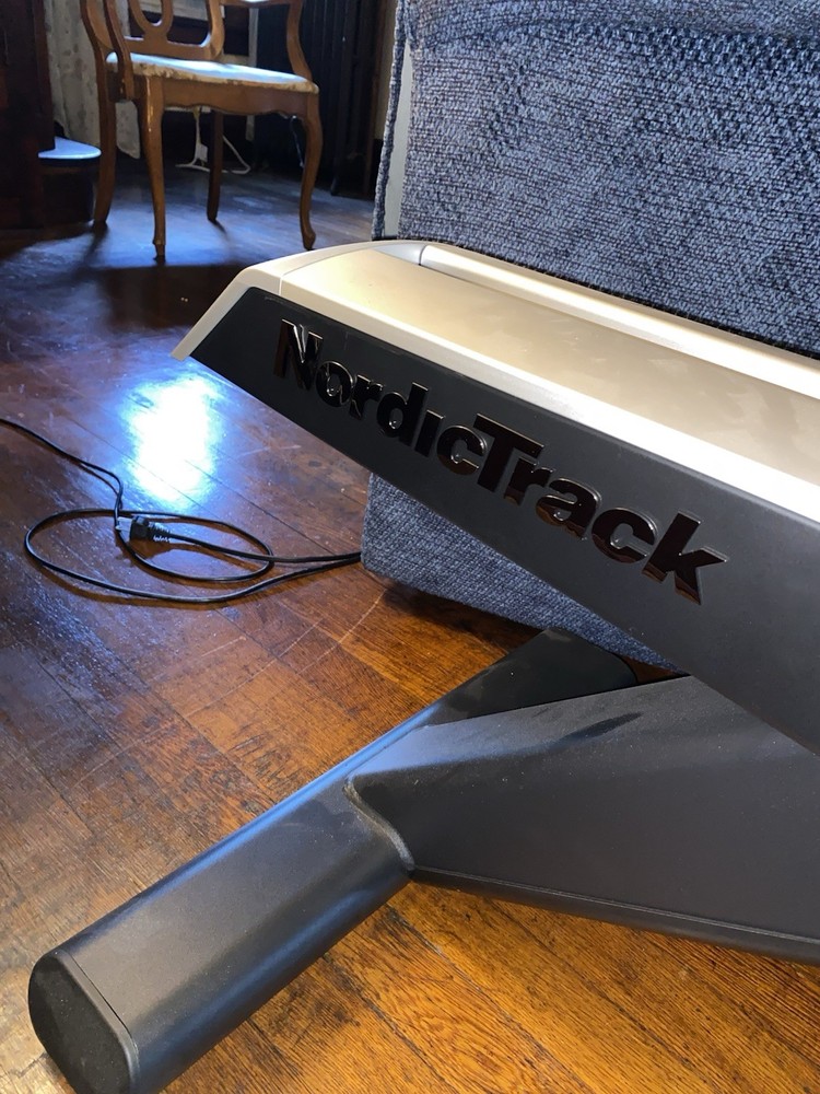 Nordic Track RW900 ifit exercise rower w/console and workout programs