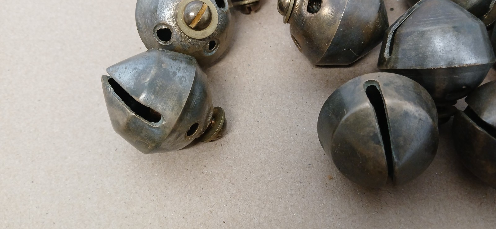 Lot of 19 Vintage Brass Sleigh Bells: Jingle Bells Christmas Decor Horse Harness