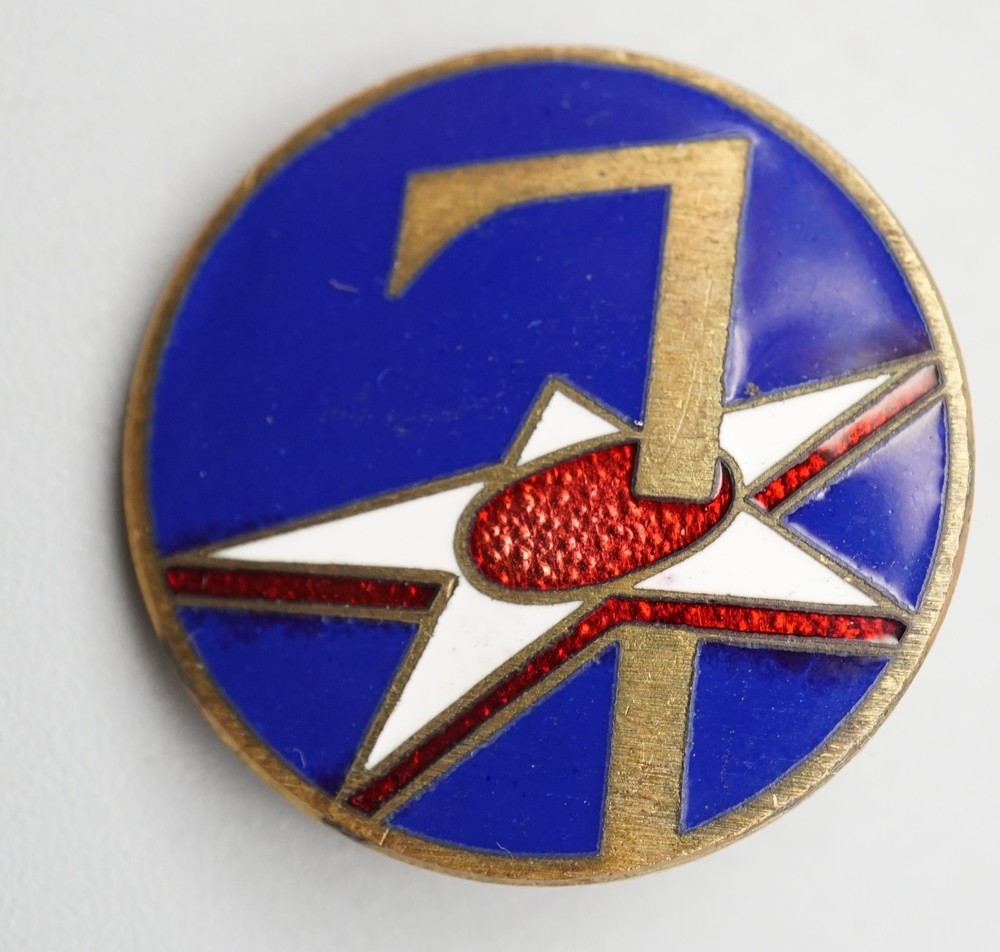 WWII 7th Air Force DI Unit Crest Pin GREAT SHAPE