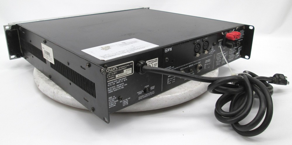 Crown Macro-Tech 1200 Two-Channel Power Amplifier #33