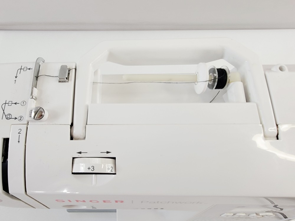 Singer Patchwork 7285 Sewing & Quilting Machine W/ Extension Table - VIDEO