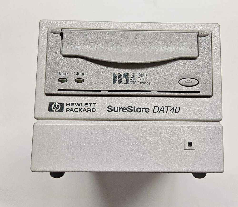 HP Surestore dat 40. C5687-60003