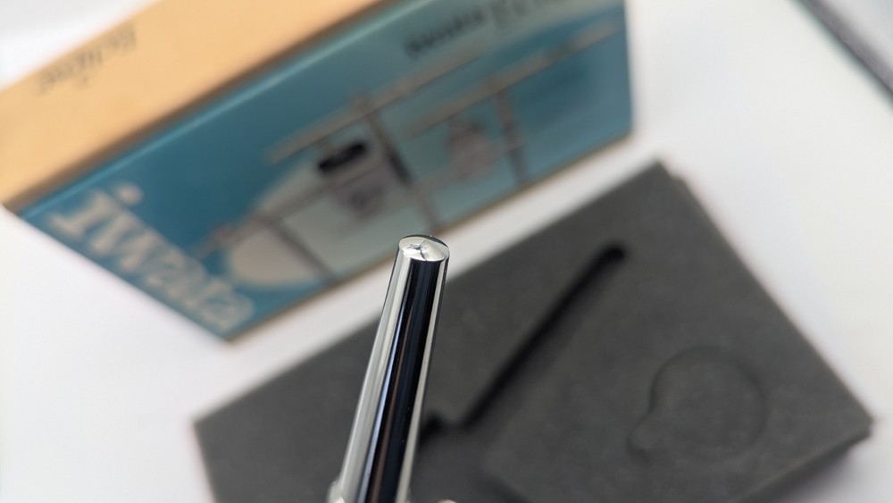 Iwata Eclipse HP-SA Single Action ECL-1000 NICE LOOK READ