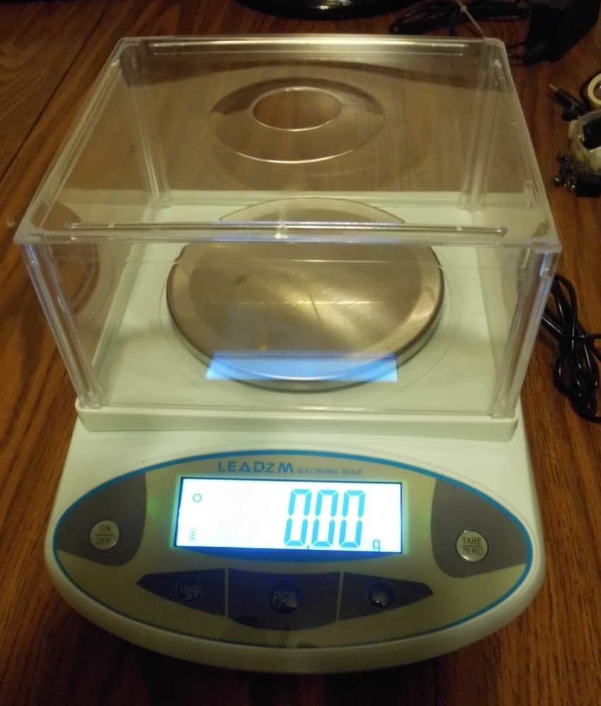 Leadzm Analytical Precision Weighing Scale