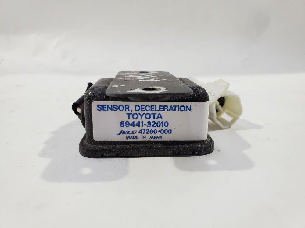 1988 Toyota Celica OEM 89441-32010 Sensor Deceleration Control Module