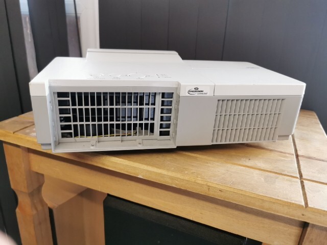 Hitachi LCD CP-A222WN