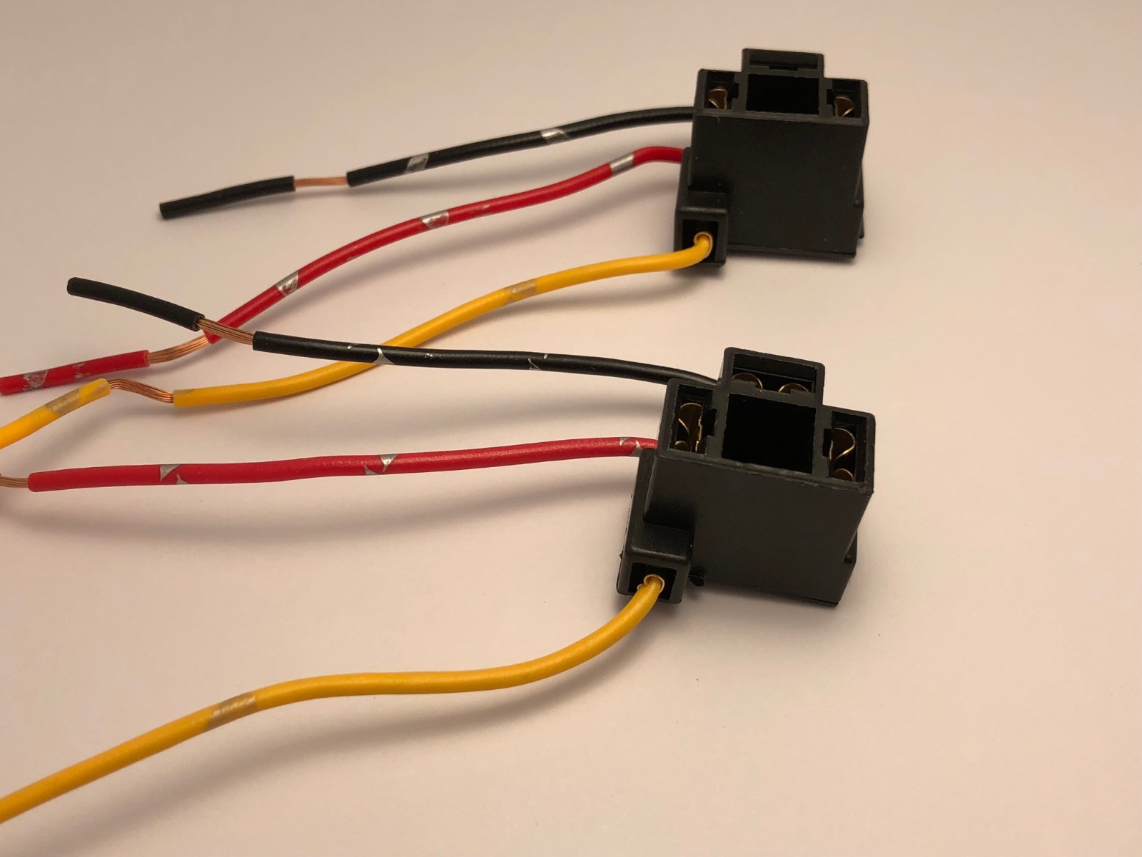 4 x H4 Female Headlight Wire Harness Connector Wiring plug socket H4 9003