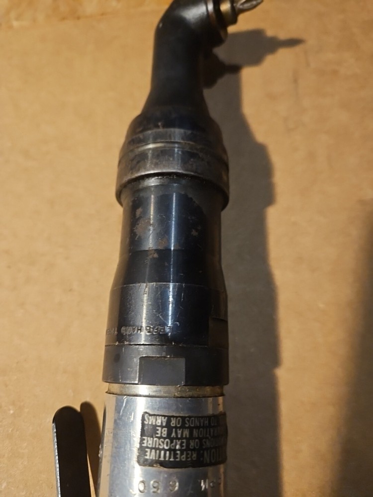 Sioux Model A2152 Right Angle Pneumatic Screwdriver 1/4" Hex Drive