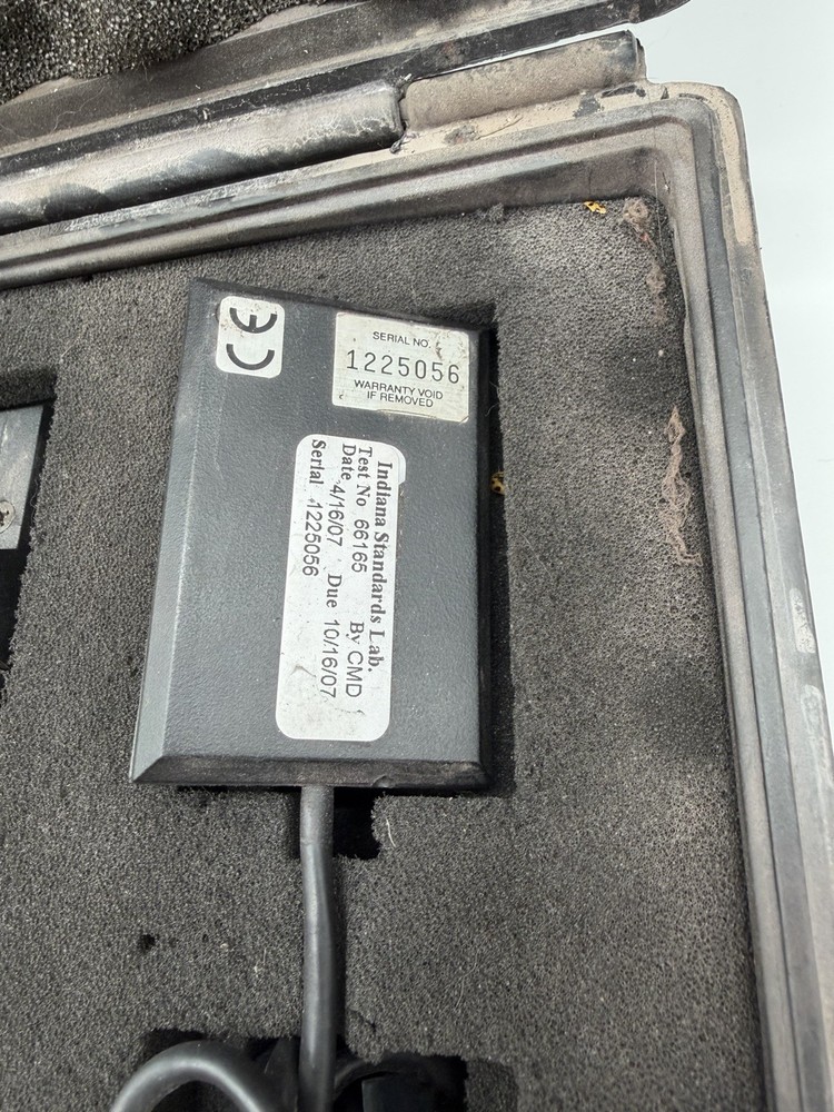 SPECTROLINE DSE-2000A RADIOMETER / PHOTOMETER Untested