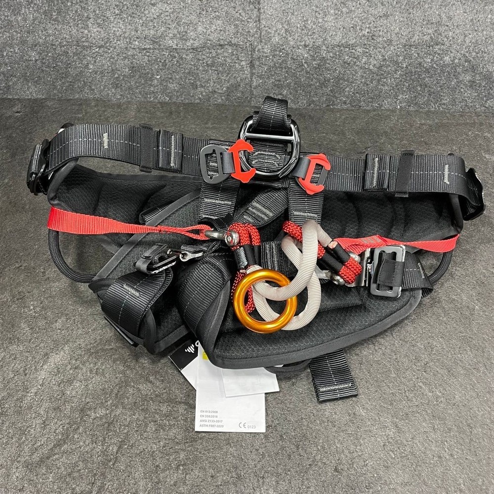 CAMP Tree Access ST Sit Harness Adjustable Size S - L, Black/Red