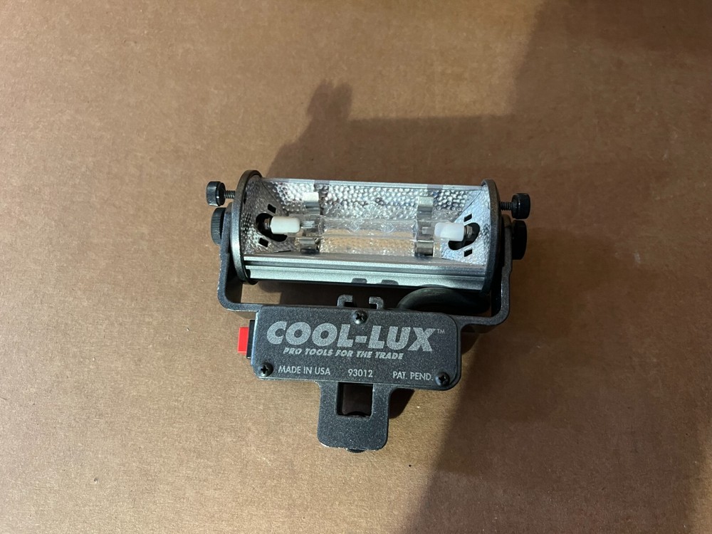 Cool-Lux SL3000 Broad/Soft On-Camera Light Mini-Combo