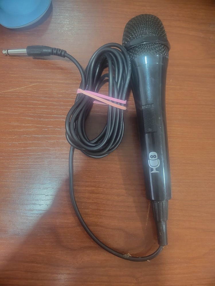 Mic Microphone with On Off Switch High Grade Low Noise Black