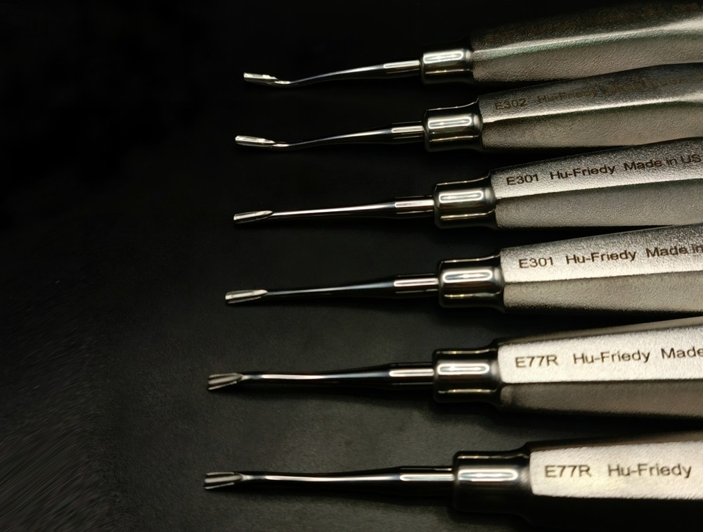 Hu-Friedy 301 Apexo Elevator - 302 Apexo Elevator & 77R Serrated Elevator Set