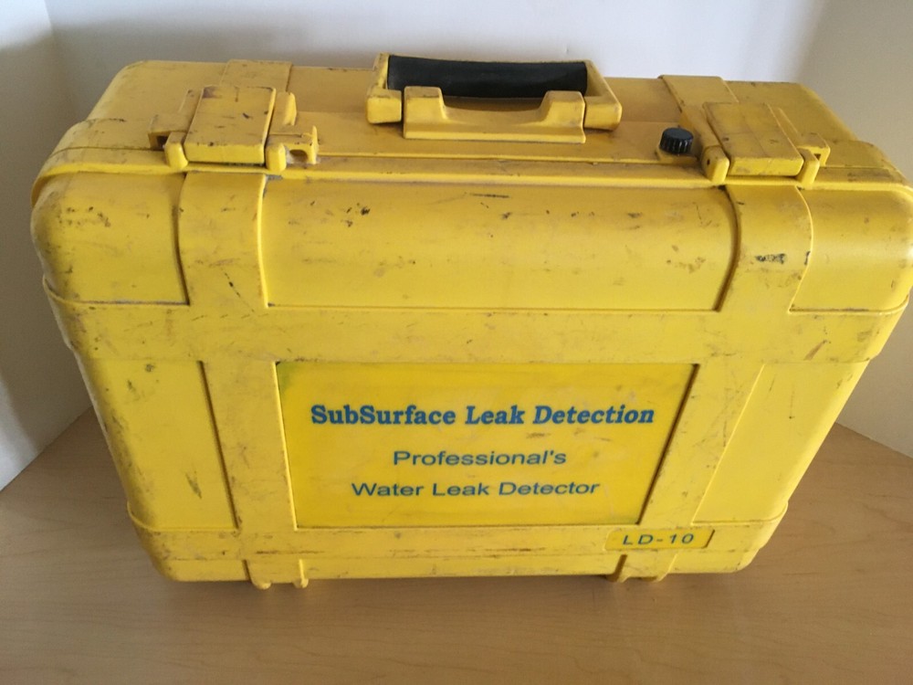 SubSurface Leak Detection LD-10 Water Leak Detector in Case