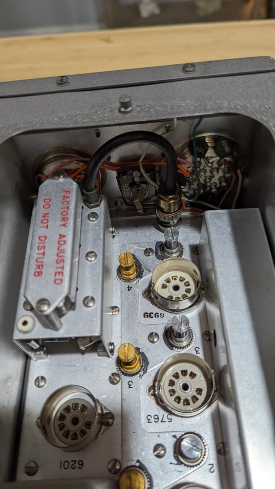 Aircraft Radio Corp Frequency Converter -Transmitter CV-431A/AR 28 Volt untested