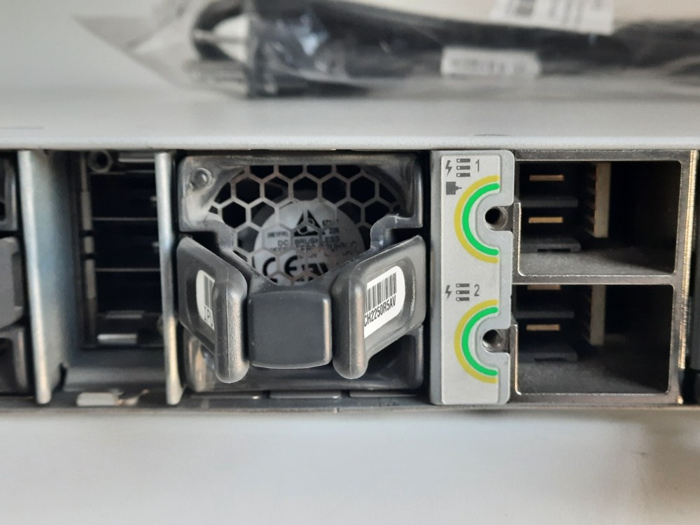 Cisco C9300-48P-A Catalyst 9300 Switch 48-port PoE+ Network Advantage