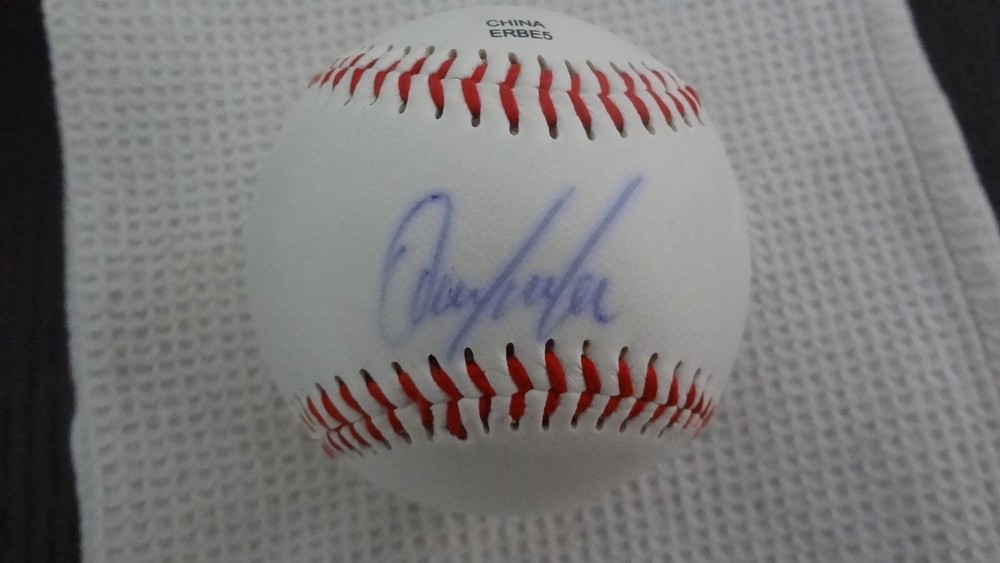 ALFREDO SIMON AUTOGRAPHED BASEBALL