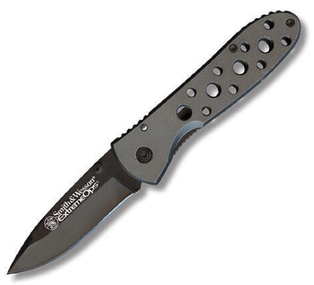 Smith & Wesson Extreme OPS Linerlock Folder Knife - NEW