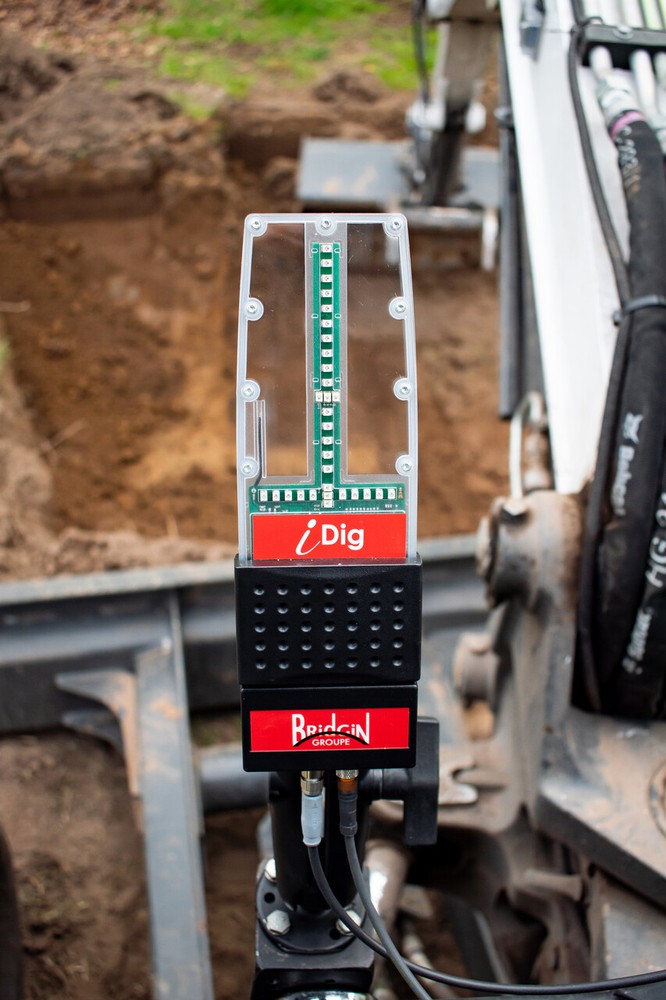 NEW iDig XD611 2D Excavator Grade Control System w/ 7" Display, Big Angle Sensor