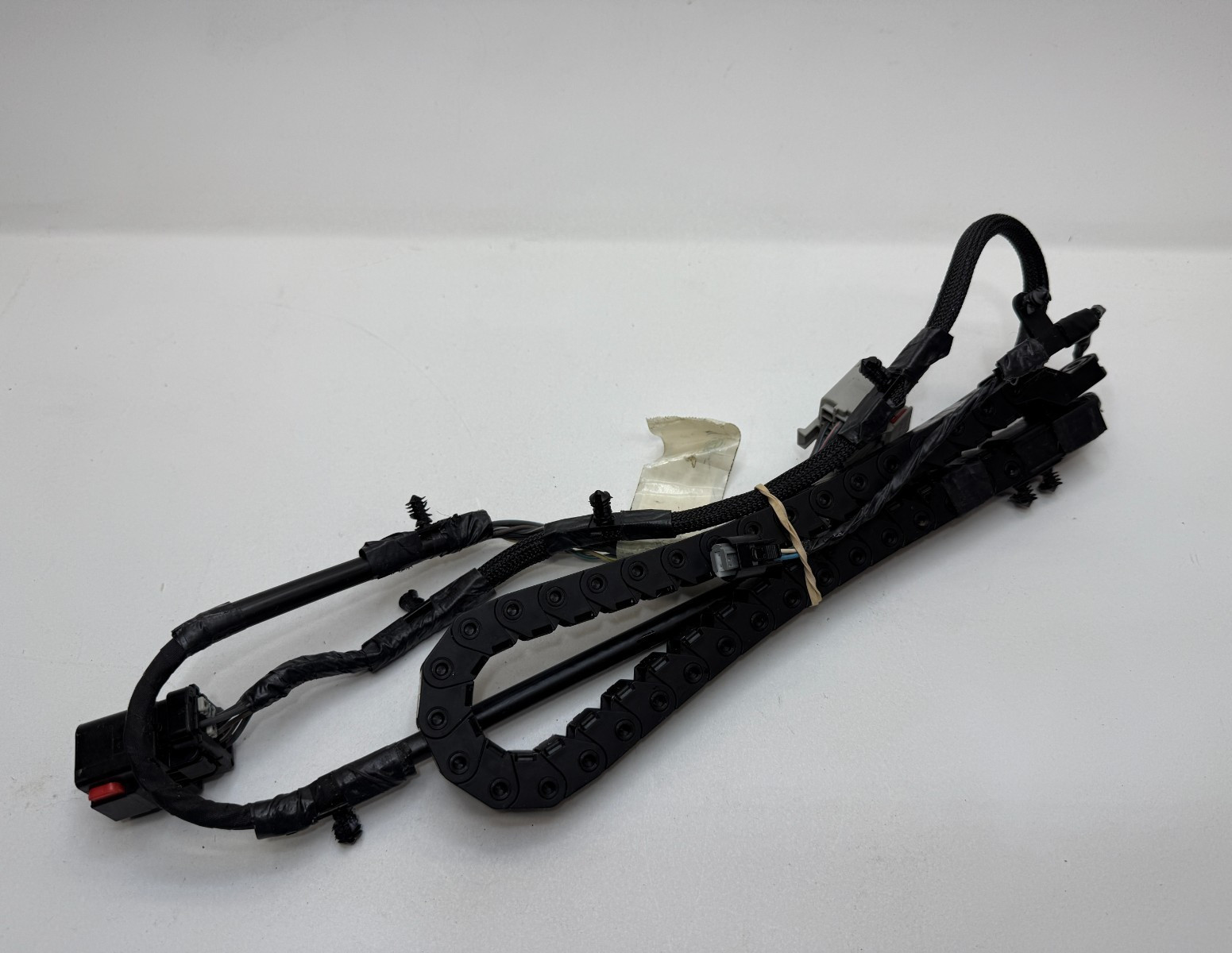 68211876AA OEM MOPAR 13-14 Routan Sliding Door Right Wire Track TESTED