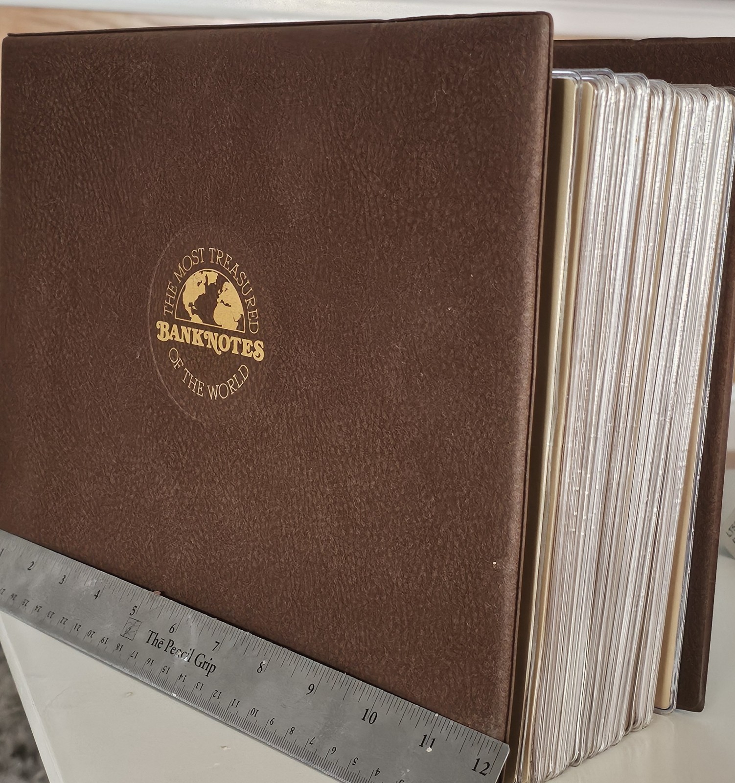 Most Treasured Banknotes of the World album of 50 Notes - All CU