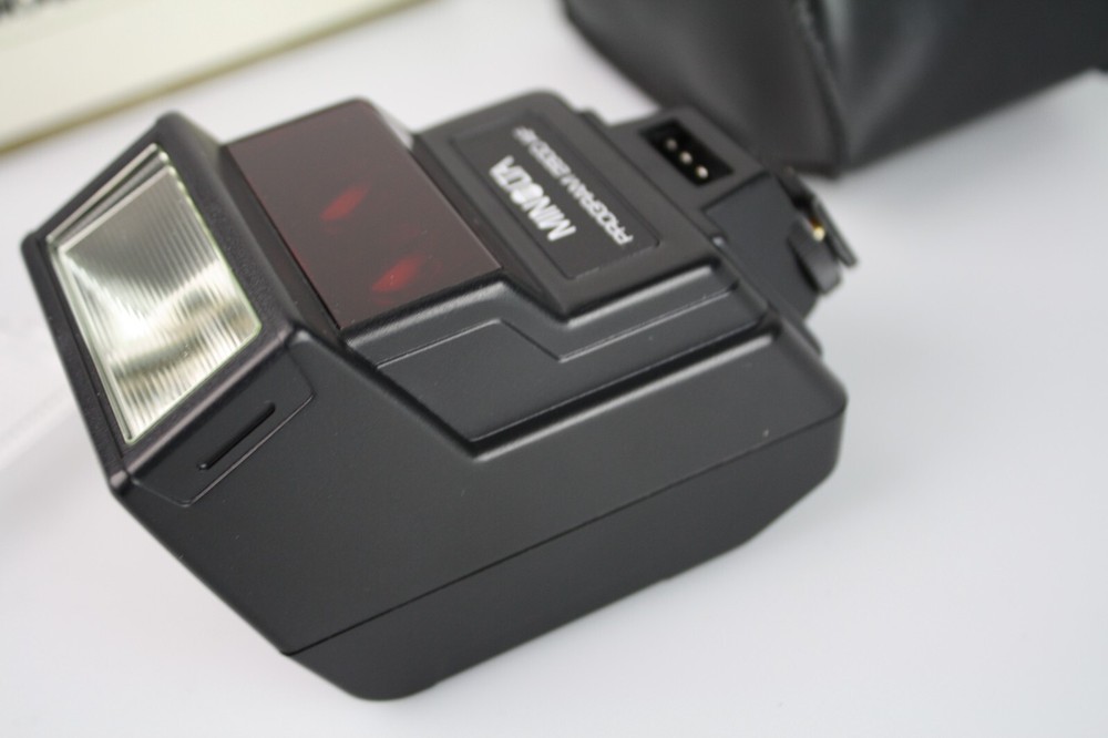 Minolta Maxxum Program 2800 AF Flash Light Unit Set