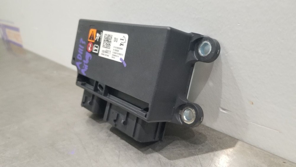 21 CHEVY SILVERADO 2500 SRS BAG MODULE 13534411
