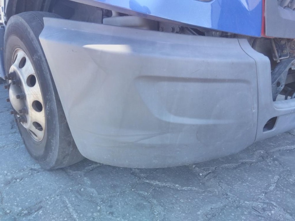 For 2018 INTERNATIONAL LT BUMPER END Right ,  FL