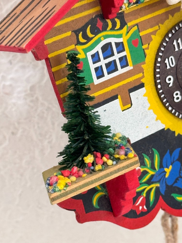 Hermle Wulfric German Cuckoo Wall Clock Multi-Color 7.5" Working