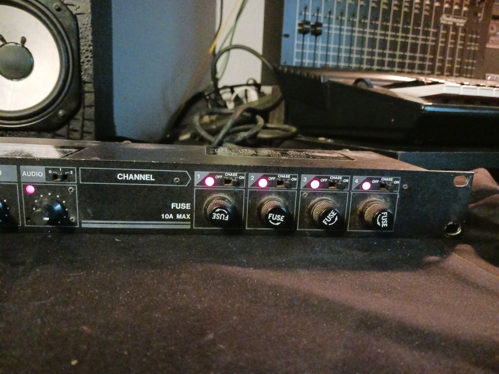 American DJ ADJ-4000 Light Control Module Rack FOR DJ LIGHT SYSTEMS