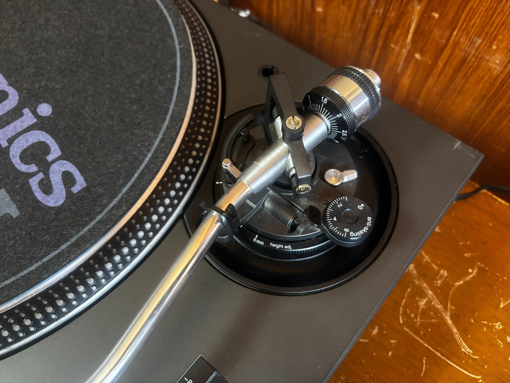 Technics SL-1200MK5 Black Analog DJ Turntables