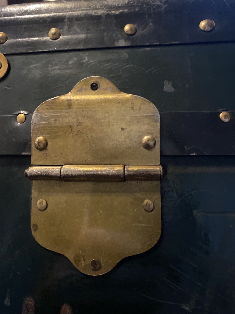 World War 2 Army Trunk ?