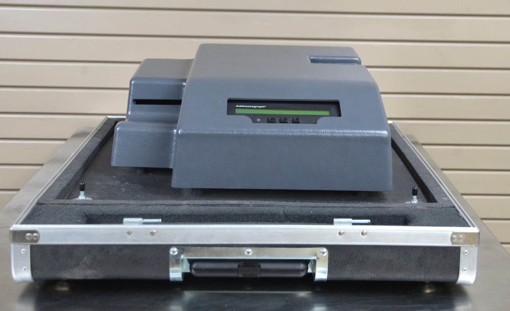 NewBold Adressograph 320 Embossing Machine With Case