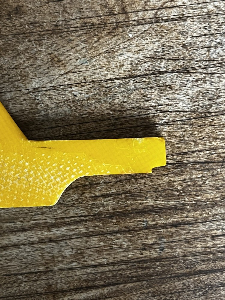 Vintage Star Surfboard Fin Right Side
