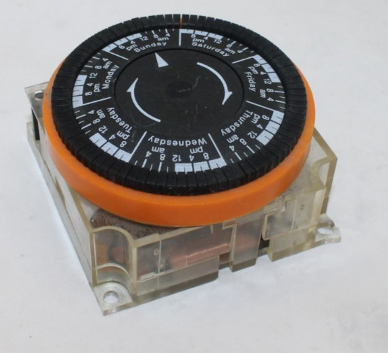 Dayton 2A520 7-Day Time Switch