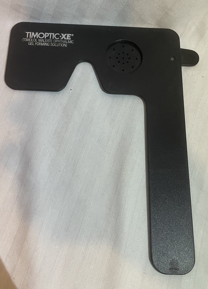 Ophthalmic Eye Occluder
