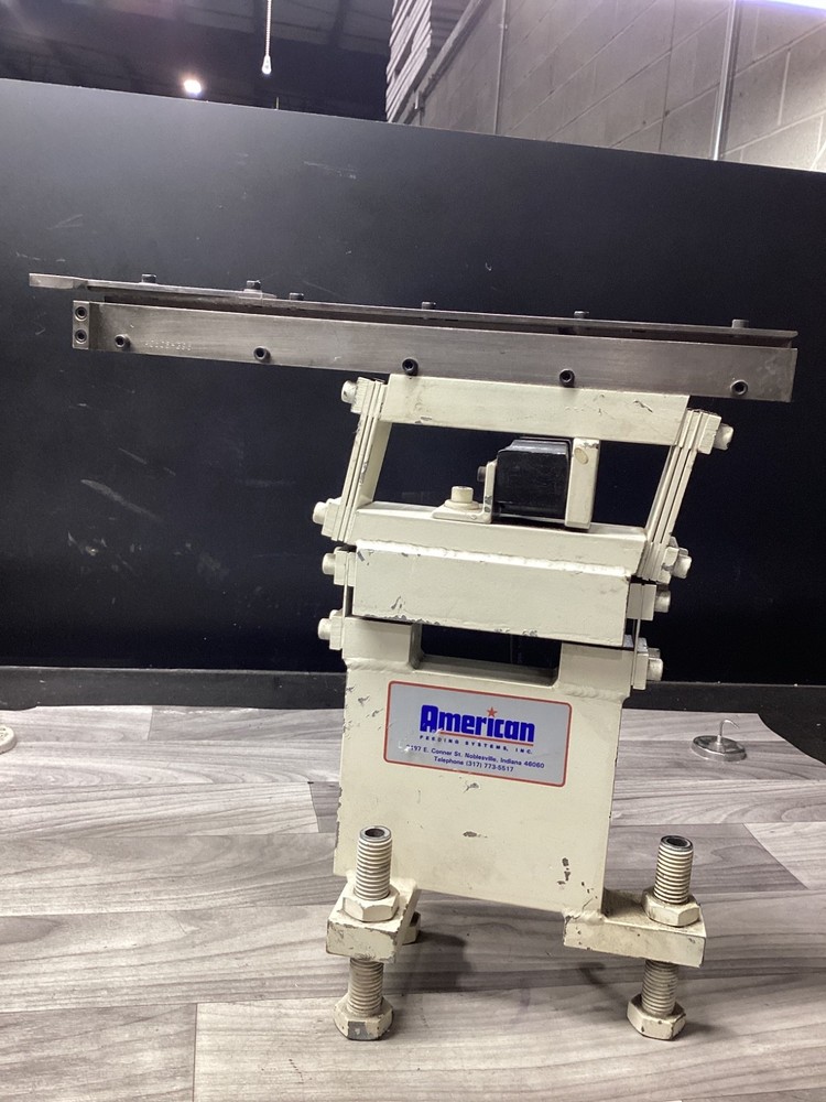 AMERICAN FEEDING SYSTEMS VIBRATORY INLINE LINEAR FEEDER #106B125PR3
