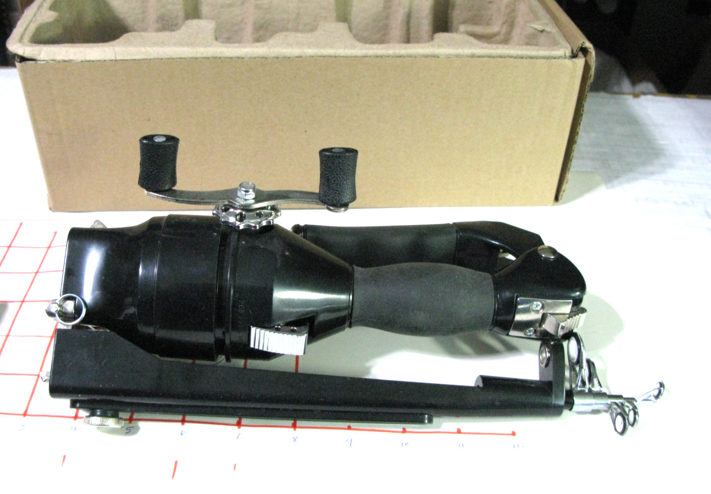 Instant Fisherman, Folding/Telescoping Fishing Rod & Reel SpinCast Combo- N.I.B.